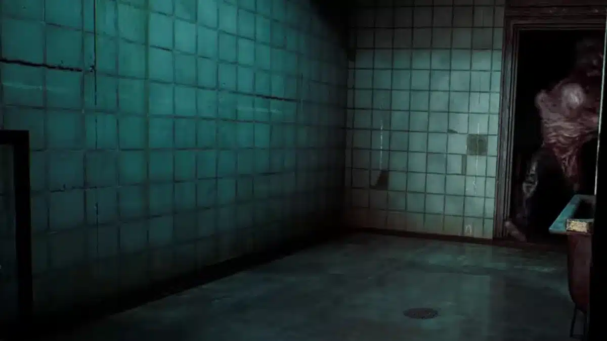 The Weight pursuing Simon Ordell in Silent Hill: Townfall.